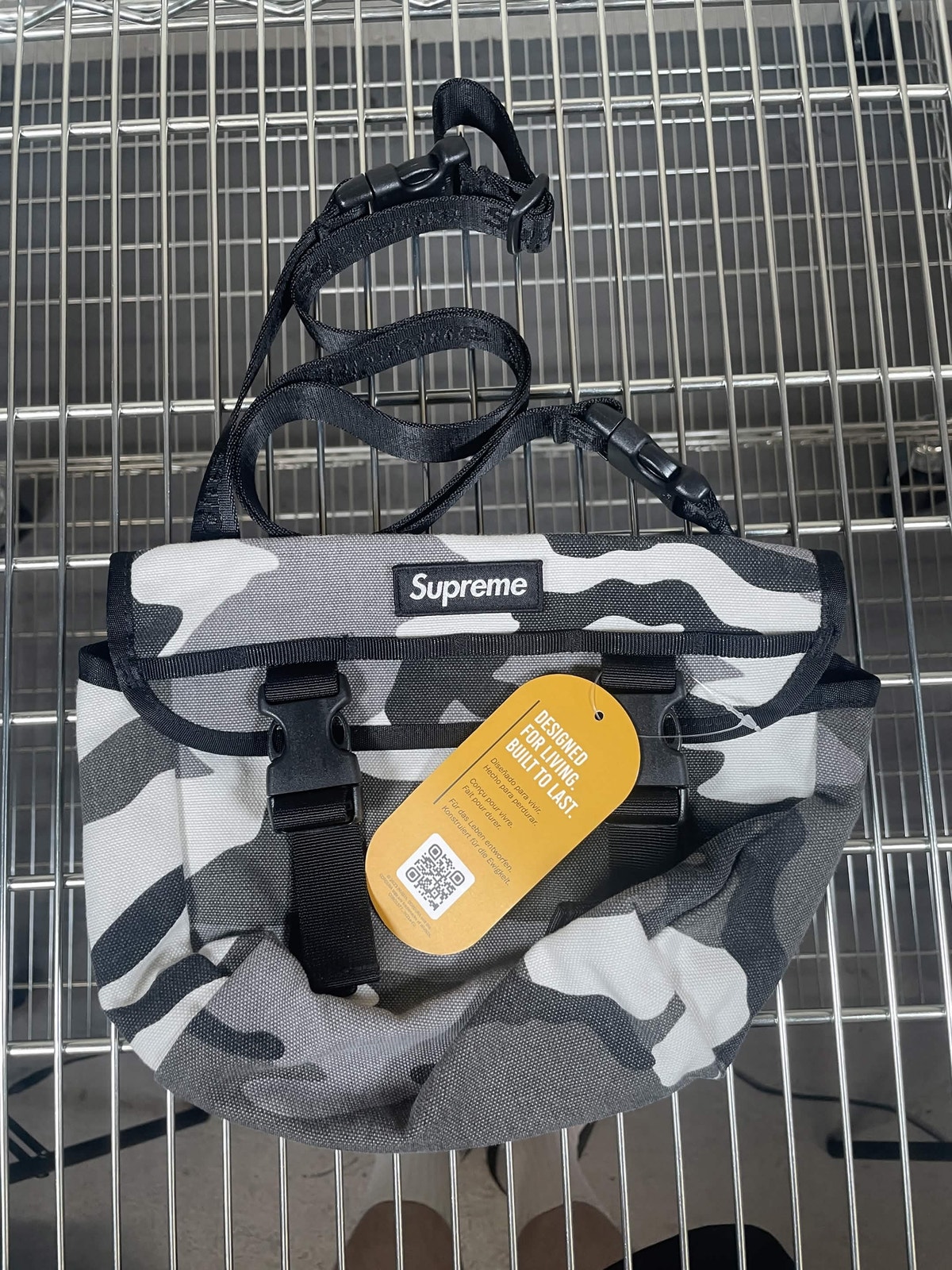 Supreme Mini Messenger Bag Snow Camo